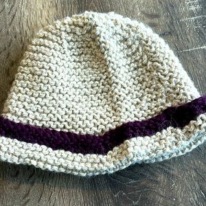 Alpaca wool hat. Handcrafted in New Zealand. New but tag has fallen off.